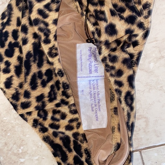 NWT Norma Kamali UnderWire Bottoms SOLD OUT - Picture 4 of 4